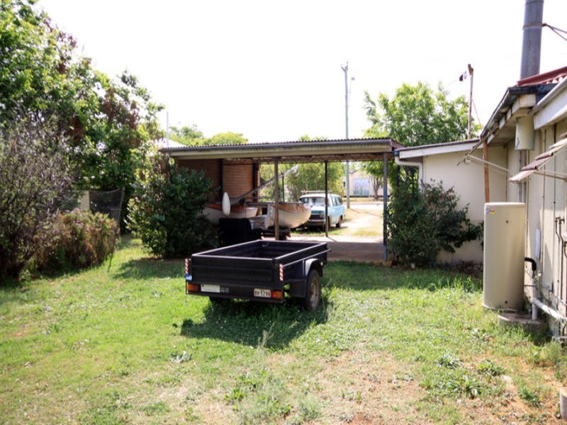 42 Youngman Street, Kingaroy QLD 4610