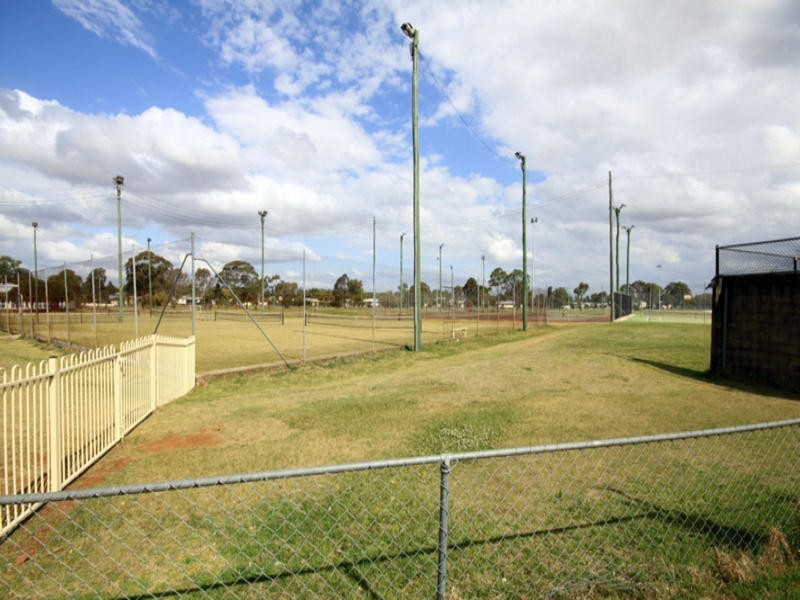 42 Youngman Street, Kingaroy QLD 4610