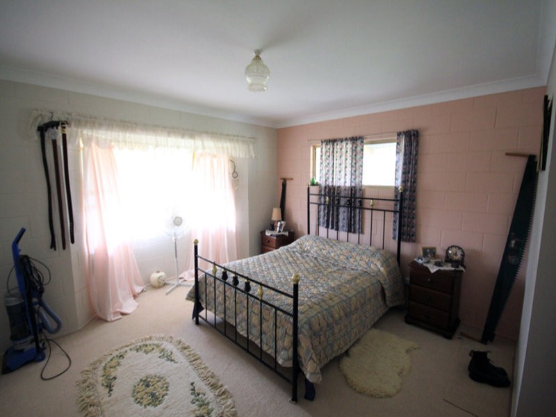 24 Julie Street, Taabinga QLD 4610