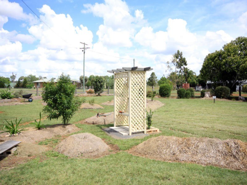 9-11 Albion Street, Kingaroy QLD 4610