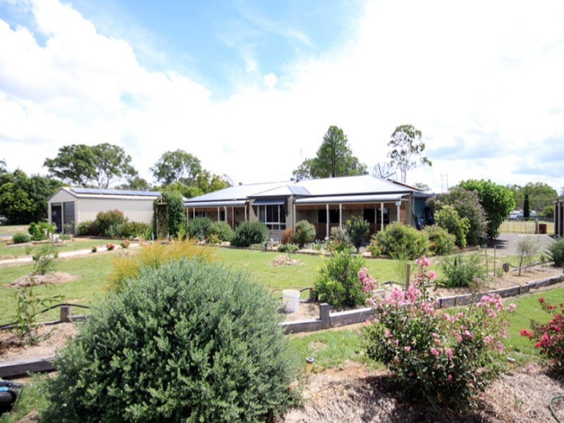 9-11 Albion Street, Kingaroy QLD 4610