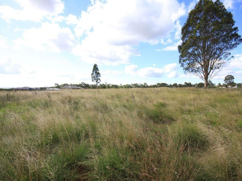 18 Lorikeet Court, Kingaroy QLD 4610