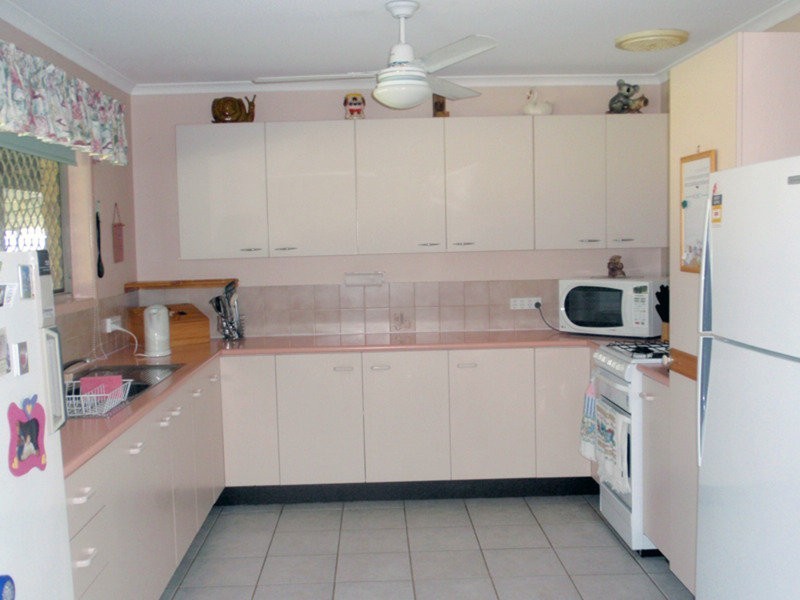 Wattle Camp QLD 4615