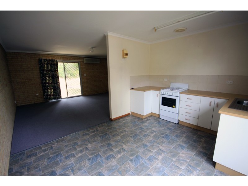 14/88 Walter Road, Kingaroy QLD 4610