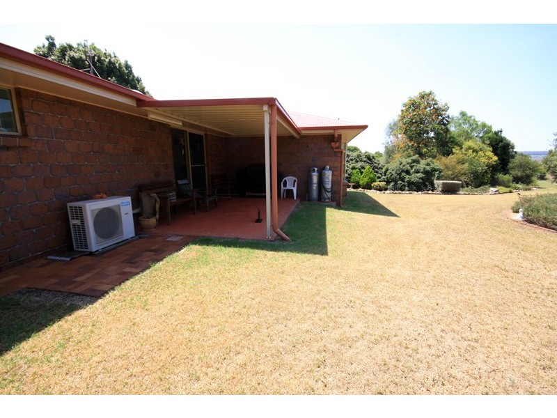 1 Macaulay Drive, Kingaroy QLD 4610