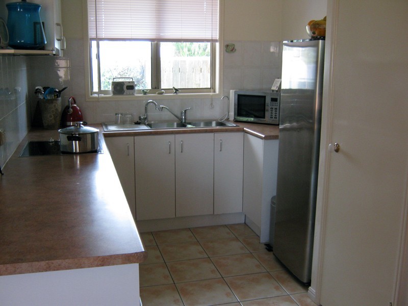 2/21 Martin Place, Kingaroy QLD 4610