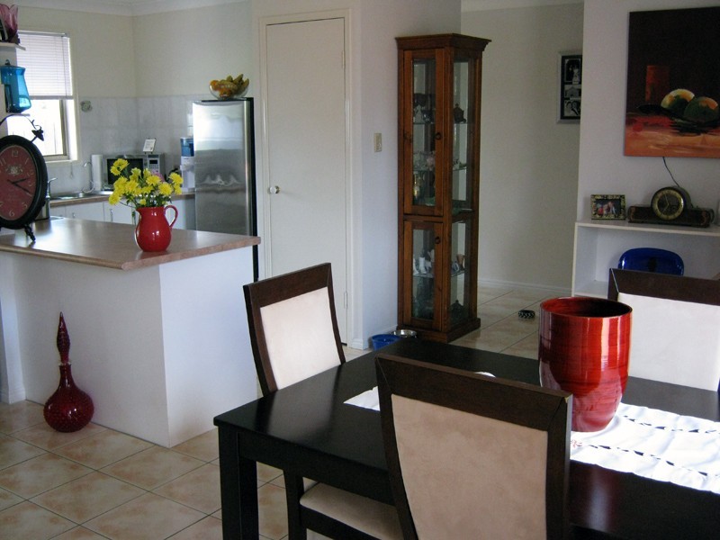 2/21 Martin Place, Kingaroy QLD 4610