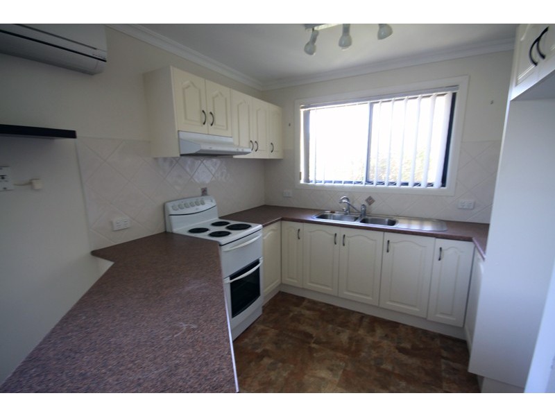 6/277 Haly Street, Kingaroy QLD 4610