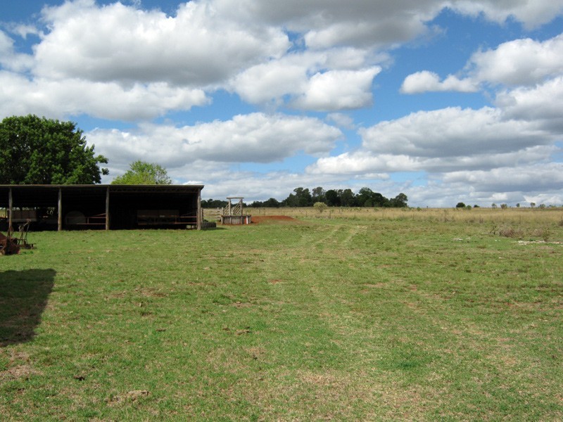 66 Parallel Road, Wooroolin QLD 4608