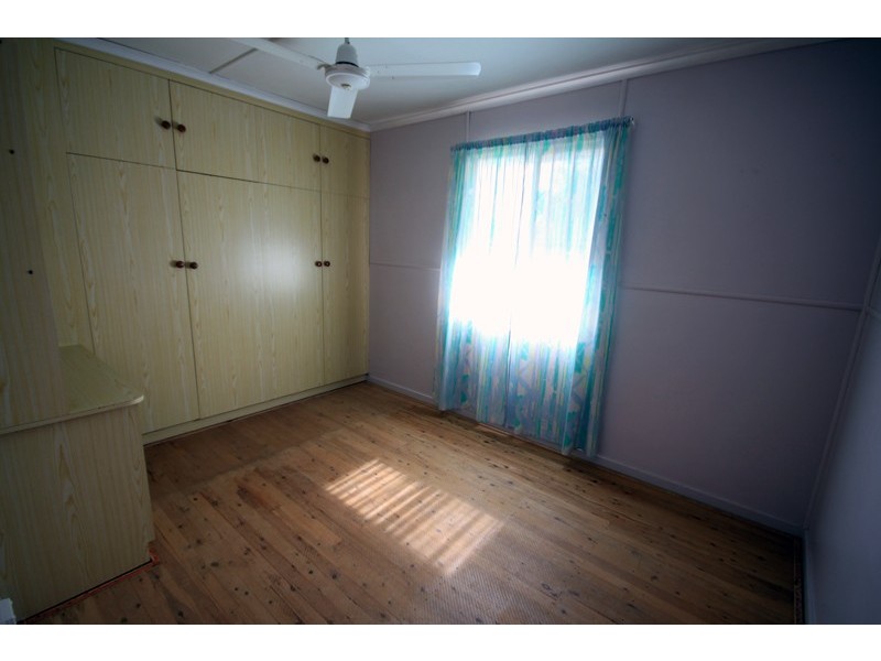 32 Youngman Street, Kingaroy QLD 4610