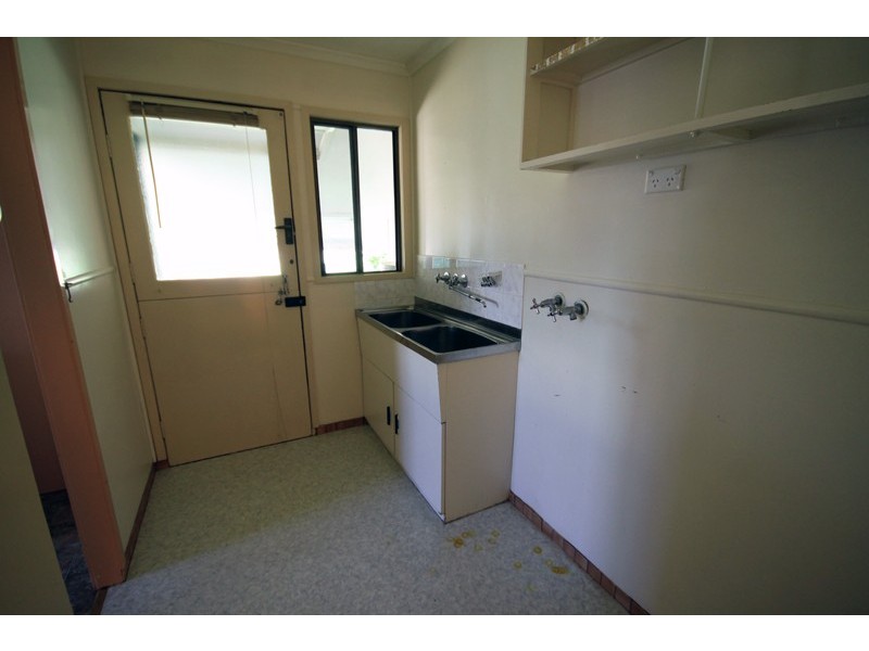 32 Youngman Street, Kingaroy QLD 4610