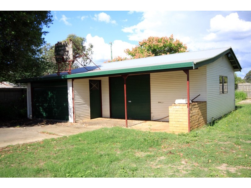 32 Youngman Street, Kingaroy QLD 4610