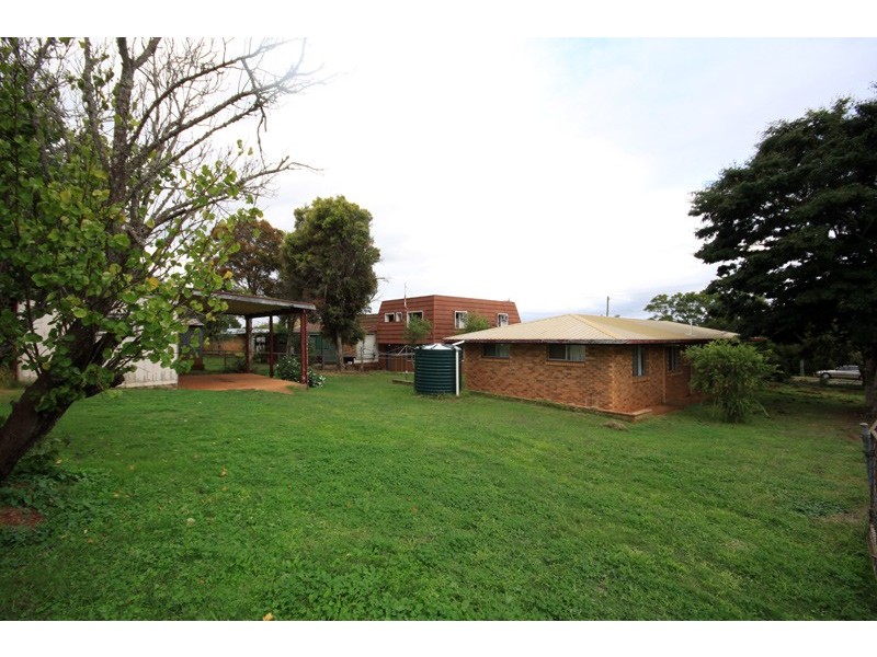 126 Ivy Street, Kingaroy QLD 4610