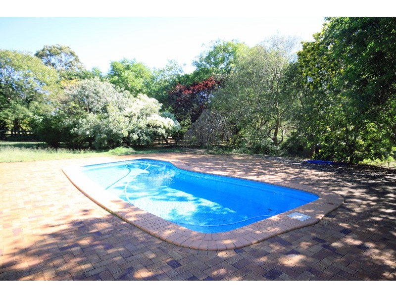 8 Kearney Street, Kingaroy QLD 4610