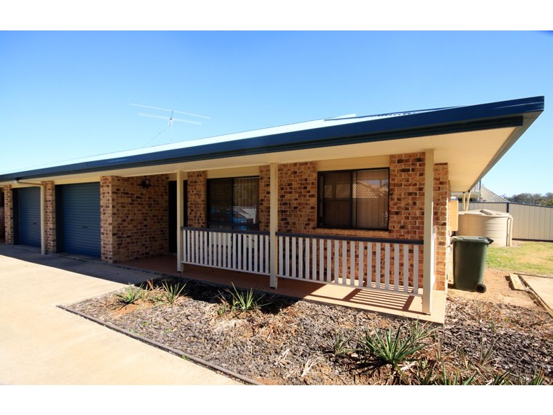 11 Martin Place, Kingaroy QLD 4610
