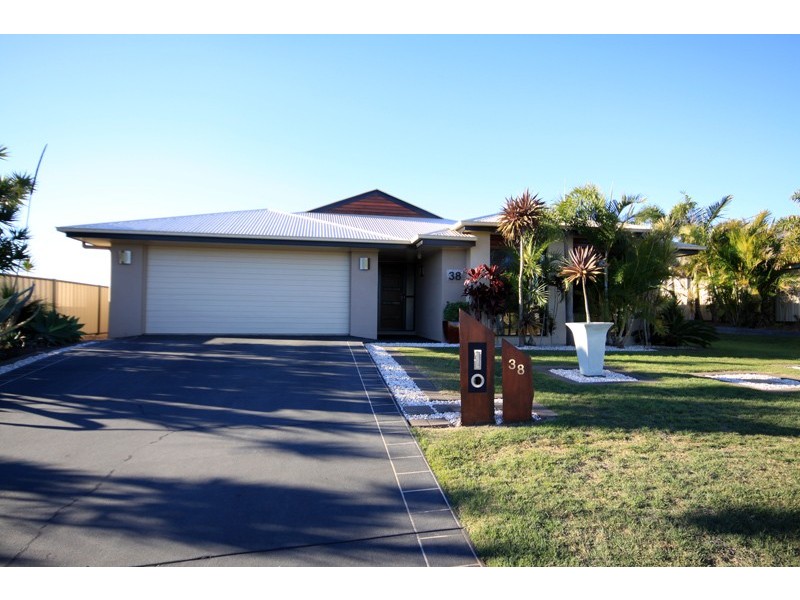 38 Bottlebrush Street, Kingaroy QLD 4610