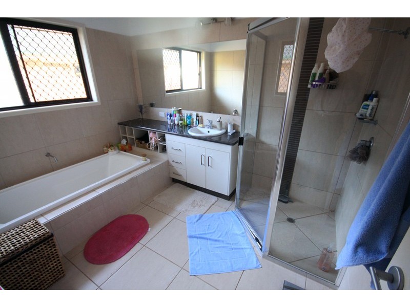 17 Freeman Court, Kingaroy QLD 4610