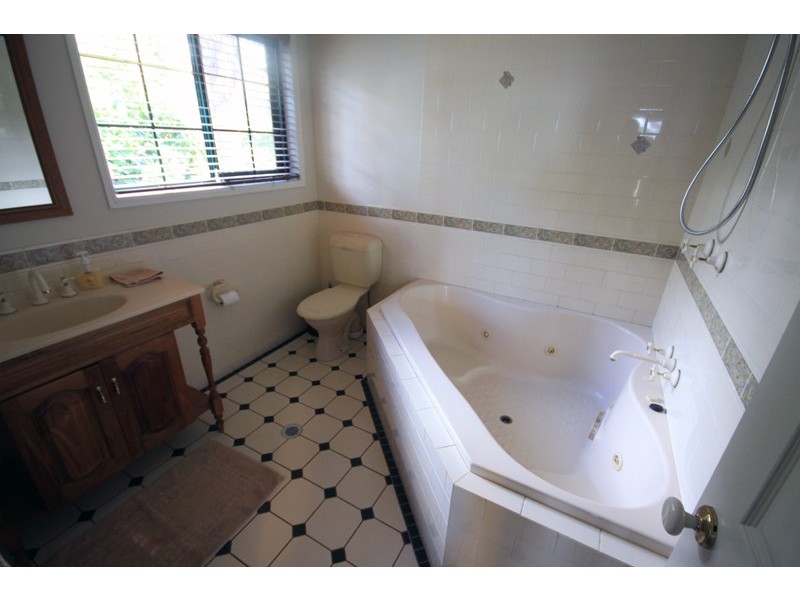 129 Belair Drive, Kingaroy QLD 4610