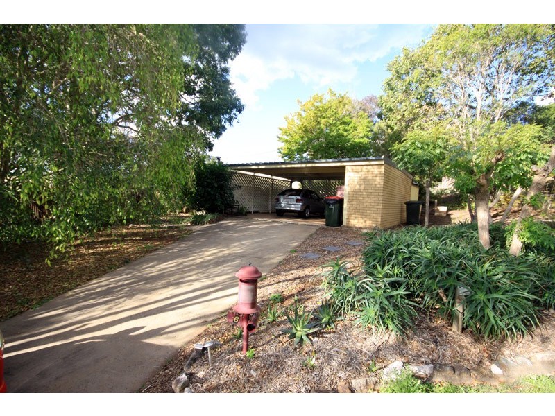 6 Murray Parade, Kingaroy QLD 4610