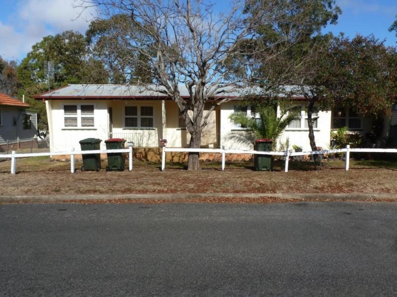 2/33 Edward Street, Kingaroy QLD 4610