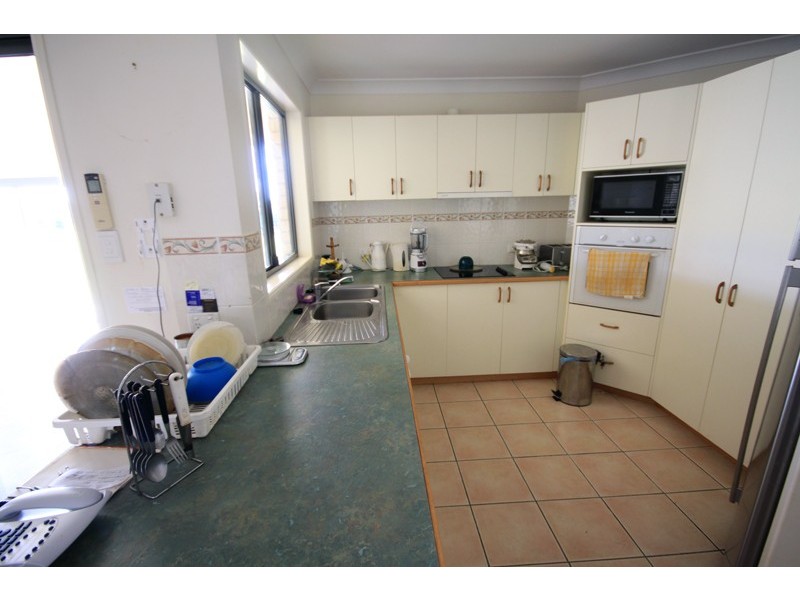 27-29 Macaulay Drive, Kingaroy QLD 4610