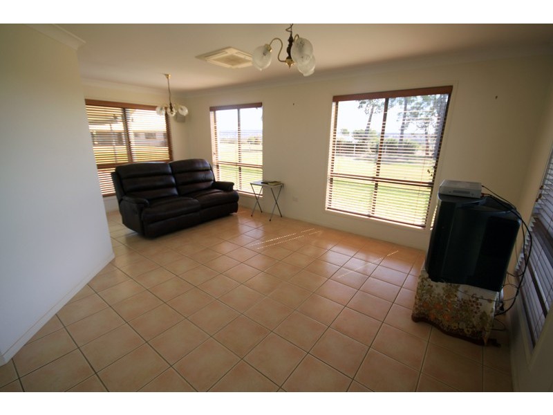 27-29 Macaulay Drive, Kingaroy QLD 4610