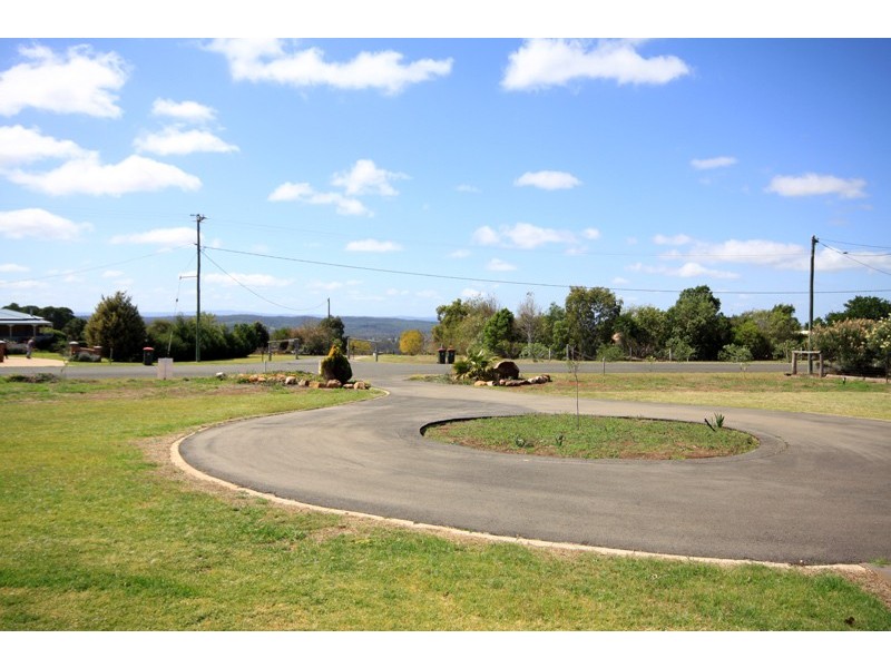 27-29 Macaulay Drive, Kingaroy QLD 4610