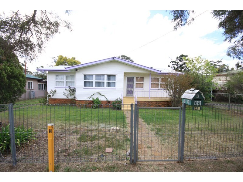 20 Duke, Kingaroy QLD 4610