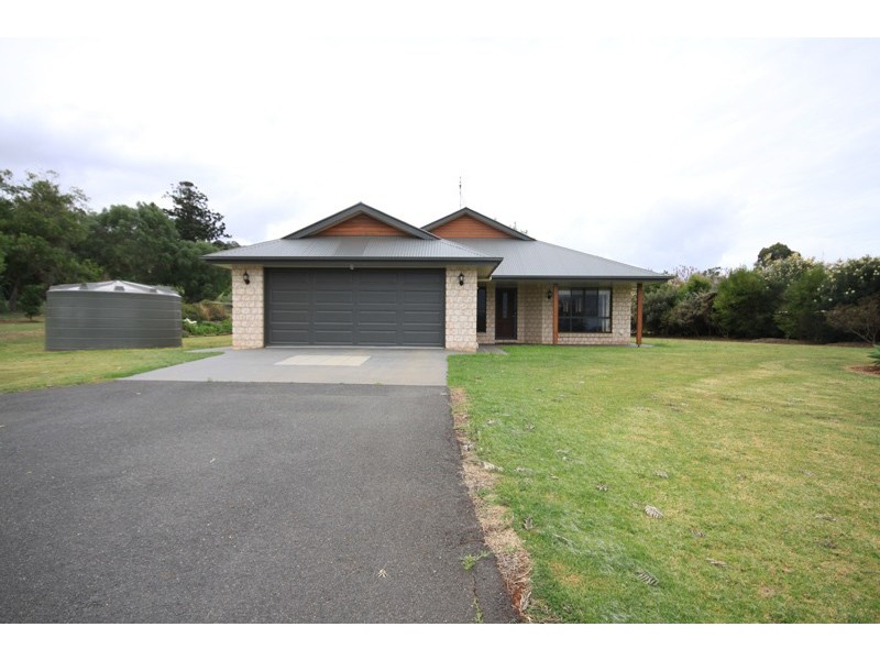 16 Sonaree Drive, Kingaroy QLD 4610