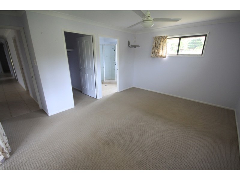 16 Sonaree Drive, Kingaroy QLD 4610