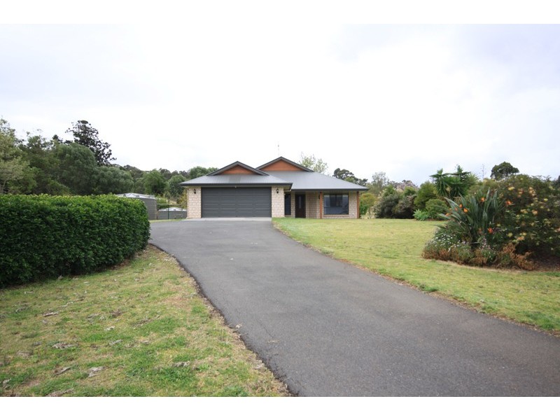 16 Sonaree Drive, Kingaroy QLD 4610