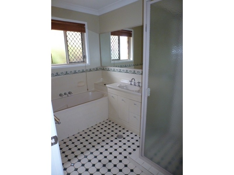 20 Adermann drive, Kingaroy QLD 4610