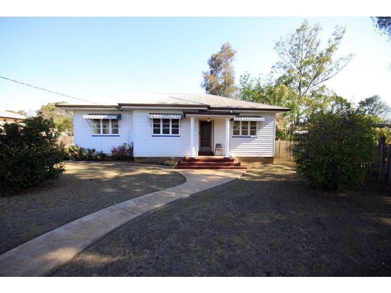 41 Earl Street, Kingaroy QLD 4610