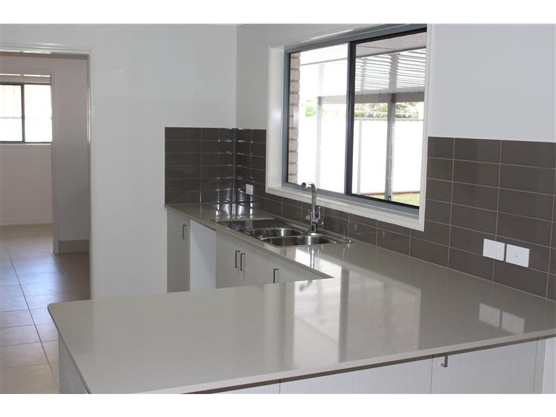 19 Reservoir Street, Kingaroy QLD 4610