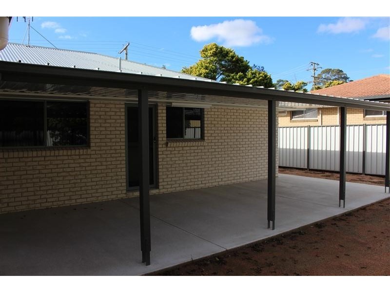 19 Reservoir Street, Kingaroy QLD 4610