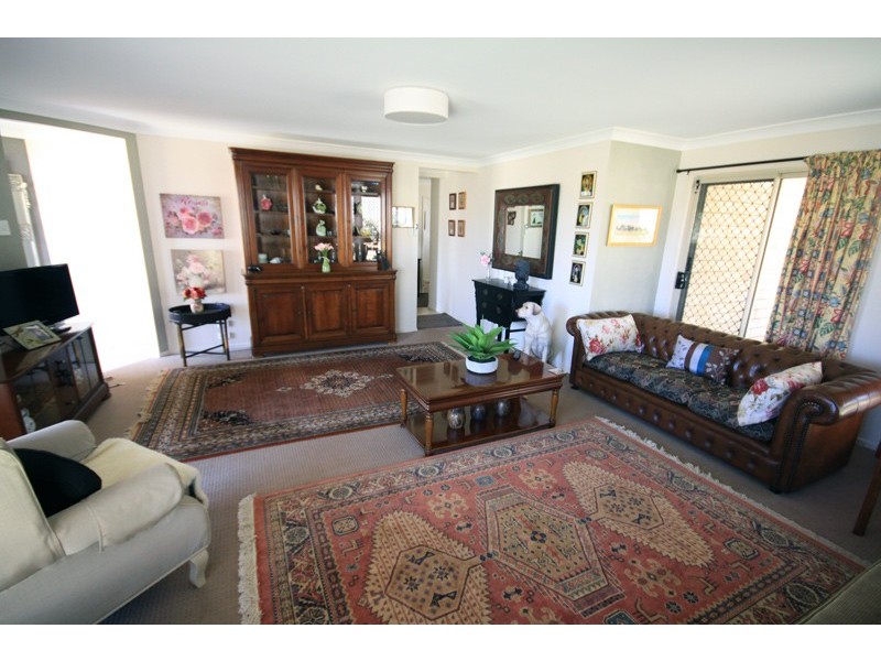 42 Bottlebrush Street, Kingaroy QLD 4610