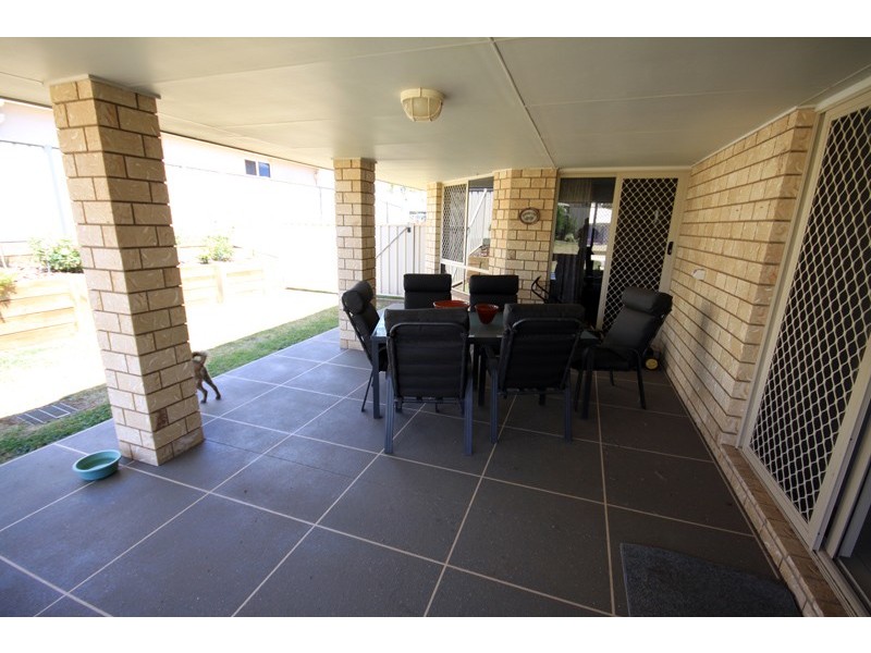 42 Bottlebrush Street, Kingaroy QLD 4610