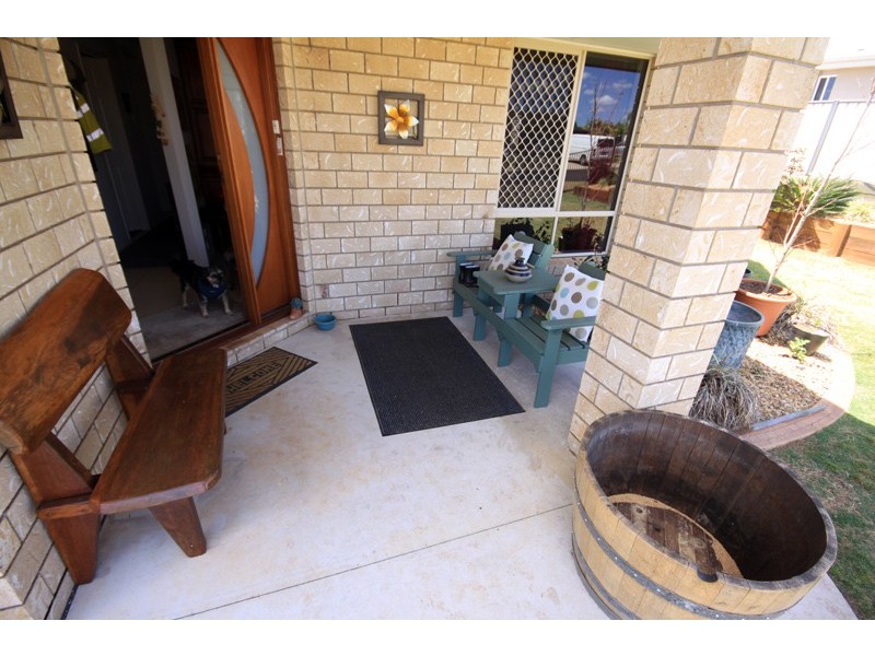 42 Bottlebrush Street, Kingaroy QLD 4610