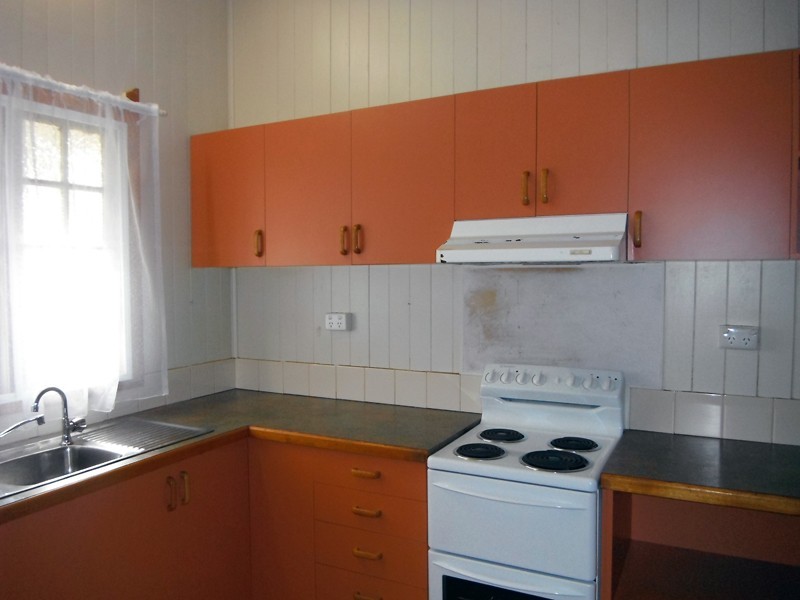 39 Carinya Street, Kingaroy QLD 4610