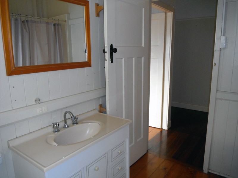 39 Carinya Street, Kingaroy QLD 4610