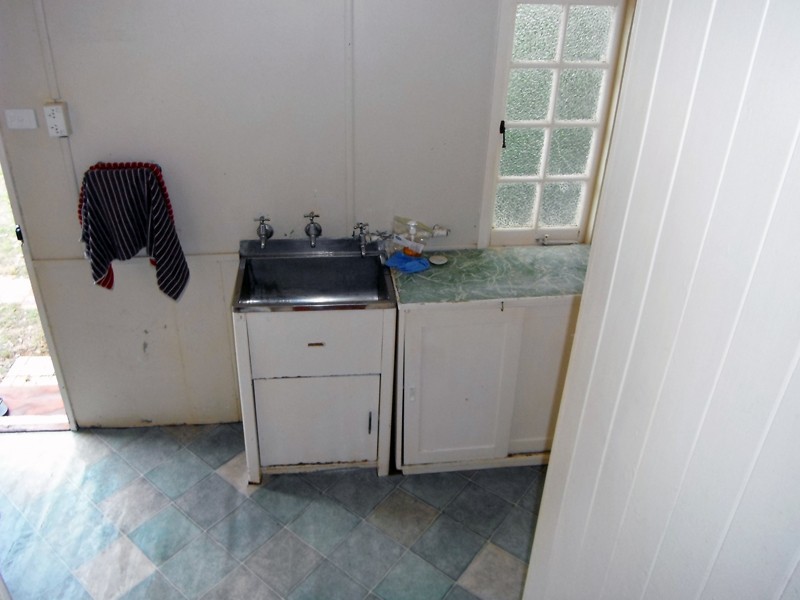 39 Carinya Street, Kingaroy QLD 4610