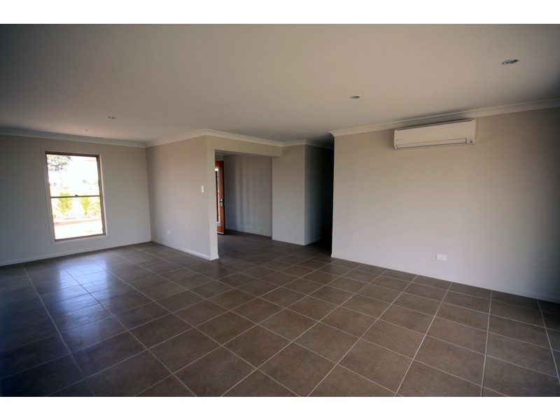 110 to 112 Rosella Parade, Kingaroy QLD 4610