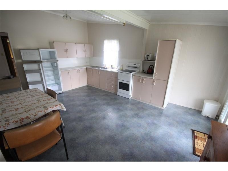 36 Hodge Street, Kingaroy QLD 4610