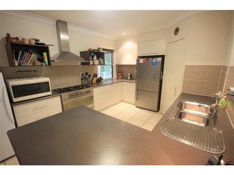 13 Reservoir Street, Kingaroy QLD 4610
