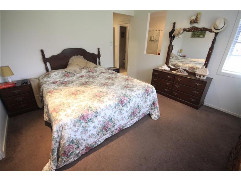13 Reservoir Street, Kingaroy QLD 4610