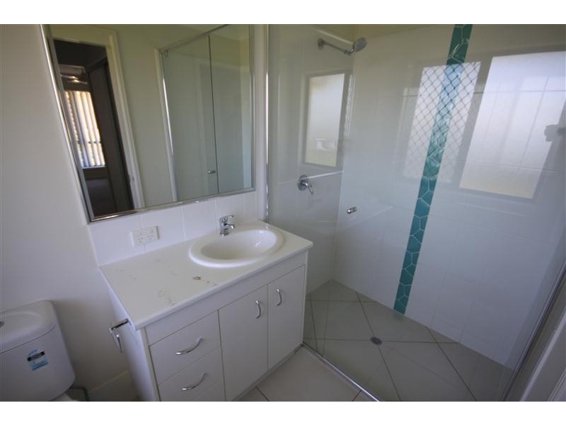 1 Oasis Drive, Kingaroy QLD 4610