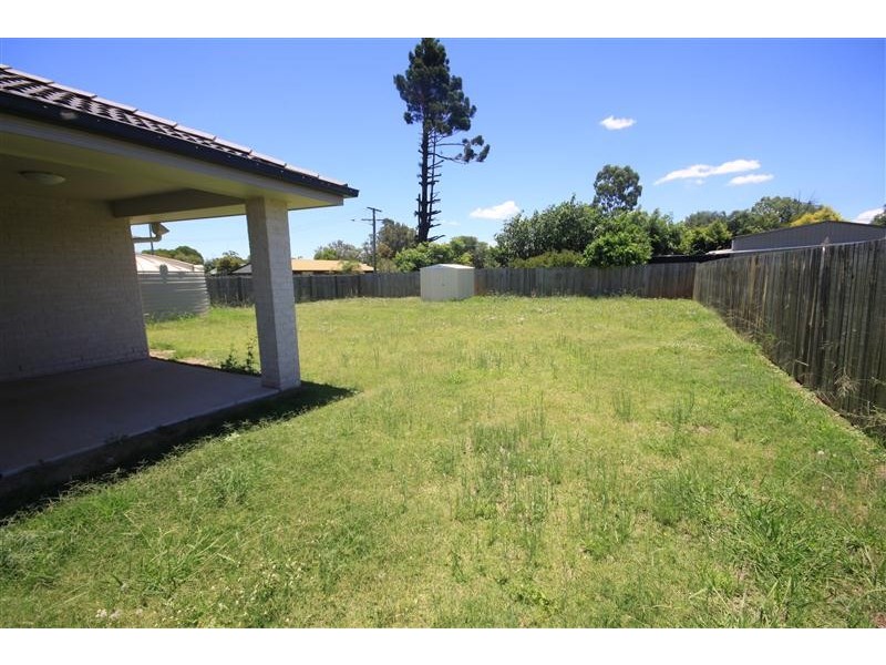 1 Oasis Drive, Kingaroy QLD 4610