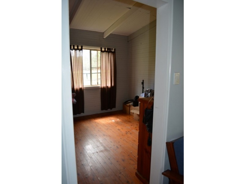 Wattle Camp QLD 4615