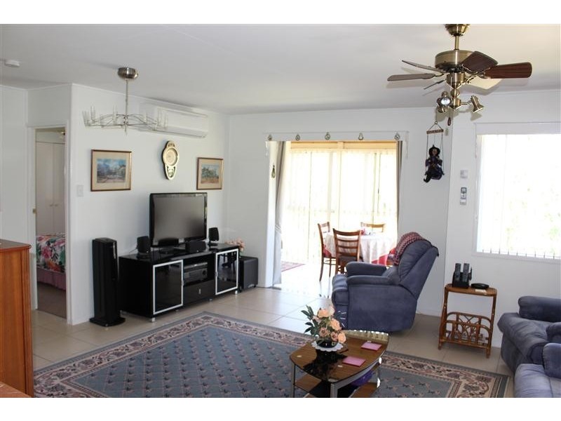 24 Hospital Terrace, Nanango QLD 4615