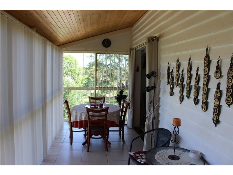 24 Hospital Terrace, Nanango QLD 4615